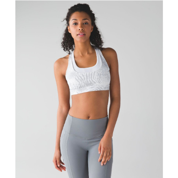 lululemon athletica Other - LULULEMON Run Stuff Your Bra Palm Print Size 8